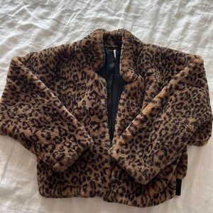 Fluffy leopard bomber jacket